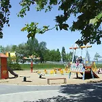 Jutta Vizkoezeli Nyaralo * Balatonboglár